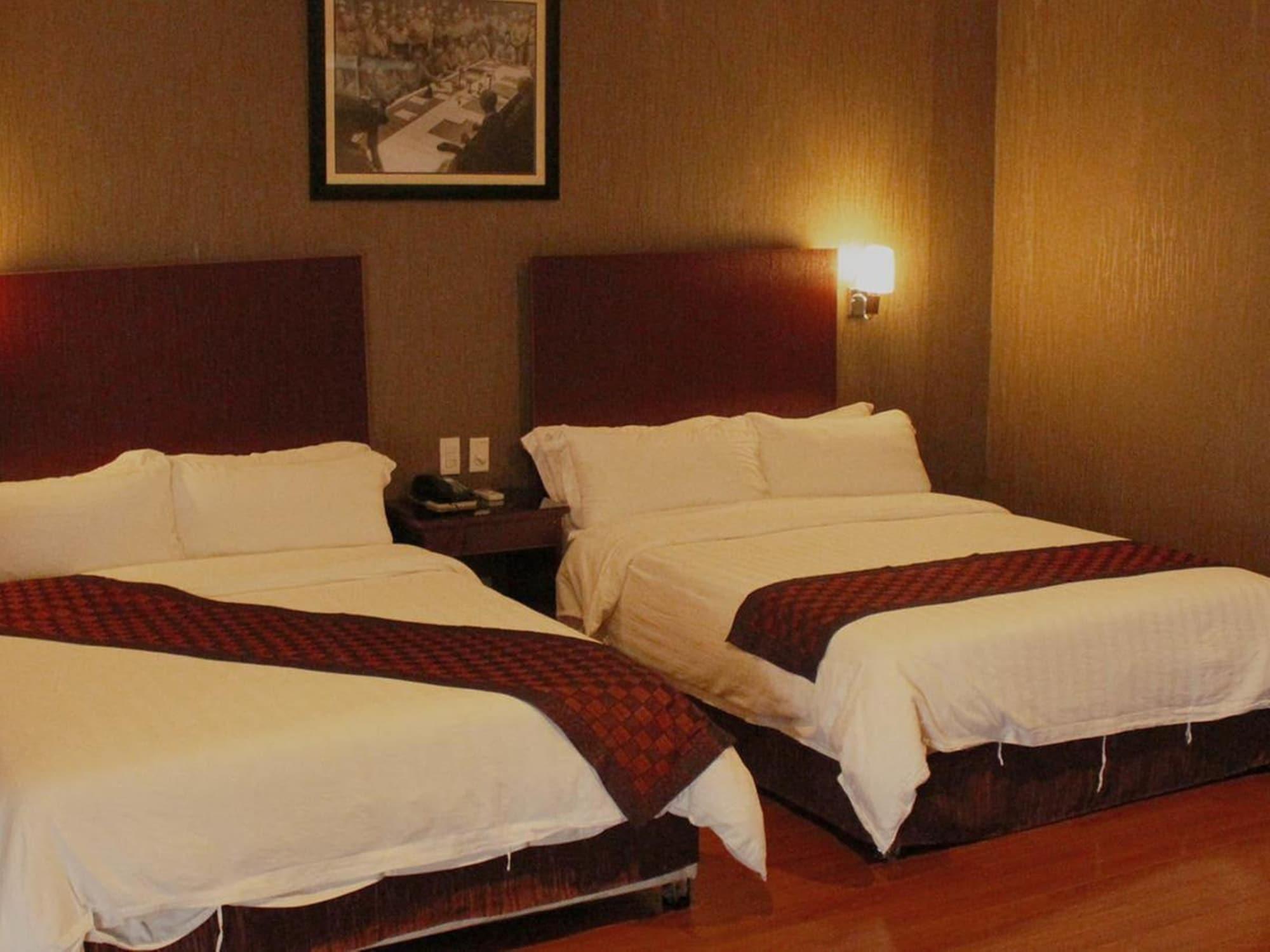 Baguio Crown Legacy Hotel Baguio City Esterno foto