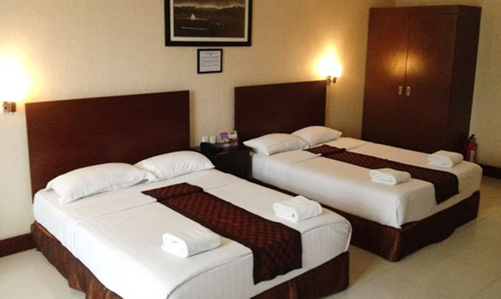 Baguio Crown Legacy Hotel Baguio City Esterno foto