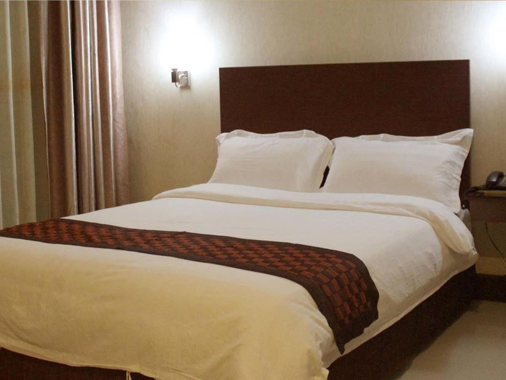 Baguio Crown Legacy Hotel Baguio City Esterno foto
