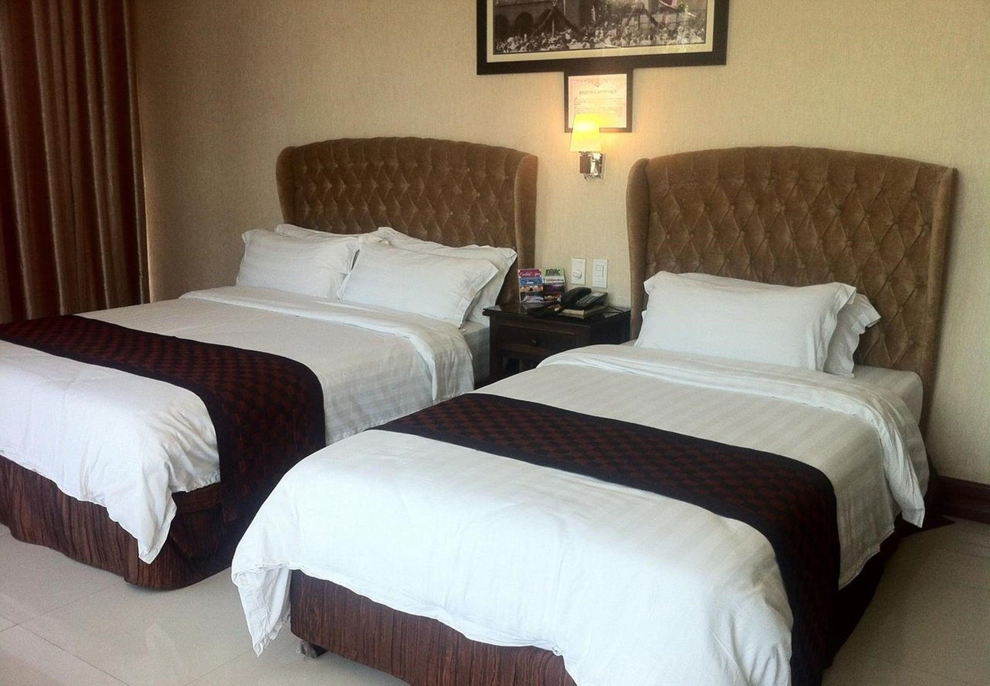 Baguio Crown Legacy Hotel Baguio City Esterno foto