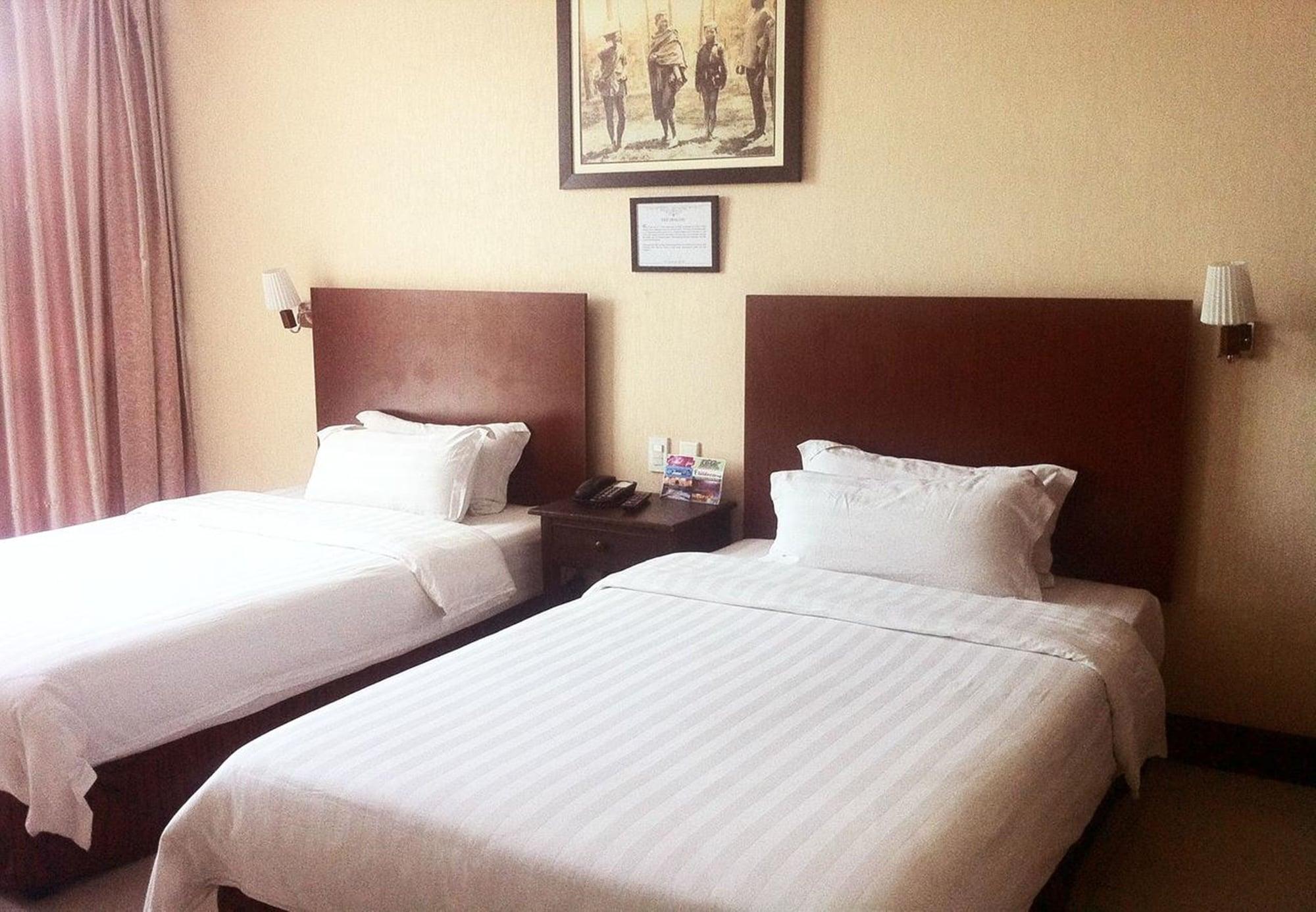 Baguio Crown Legacy Hotel Baguio City Esterno foto