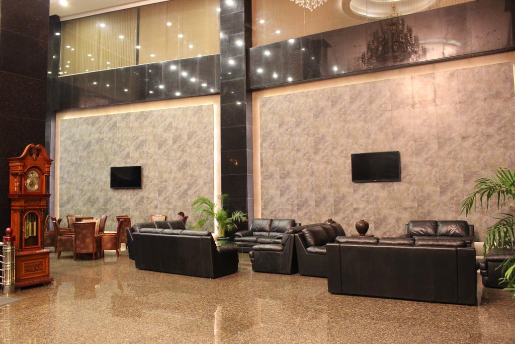 Baguio Crown Legacy Hotel Baguio City Esterno foto